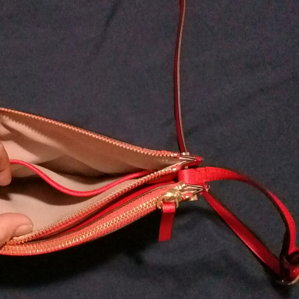 NWOT Red Nine West bag - Picture 5 of 8